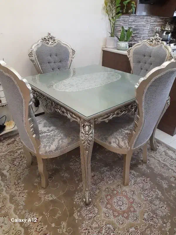 مبل استیل با میزغذاخوری و ساعت|مبلمان خانگی و میز عسلی|تهران, مجیدیه|دیوار