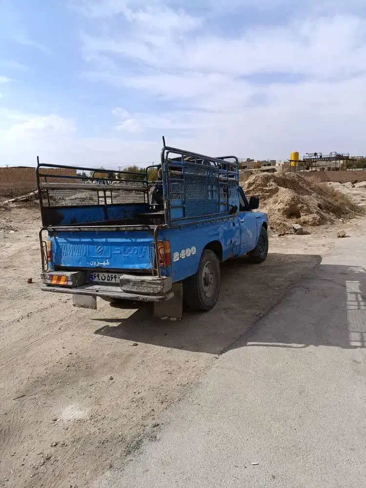 نیسان مدل۸۴کاربرات|خودرو سواری و وانت|سمیرم, |دیوار