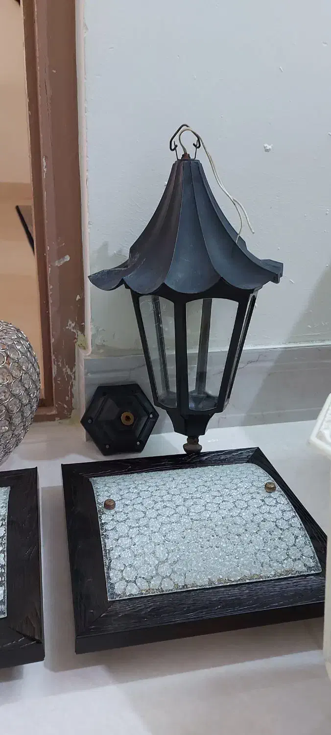 لوستر نگین دار و دیوار و سقفی|لوستر و چراغ آویز|قائم‌شهر, |دیوار