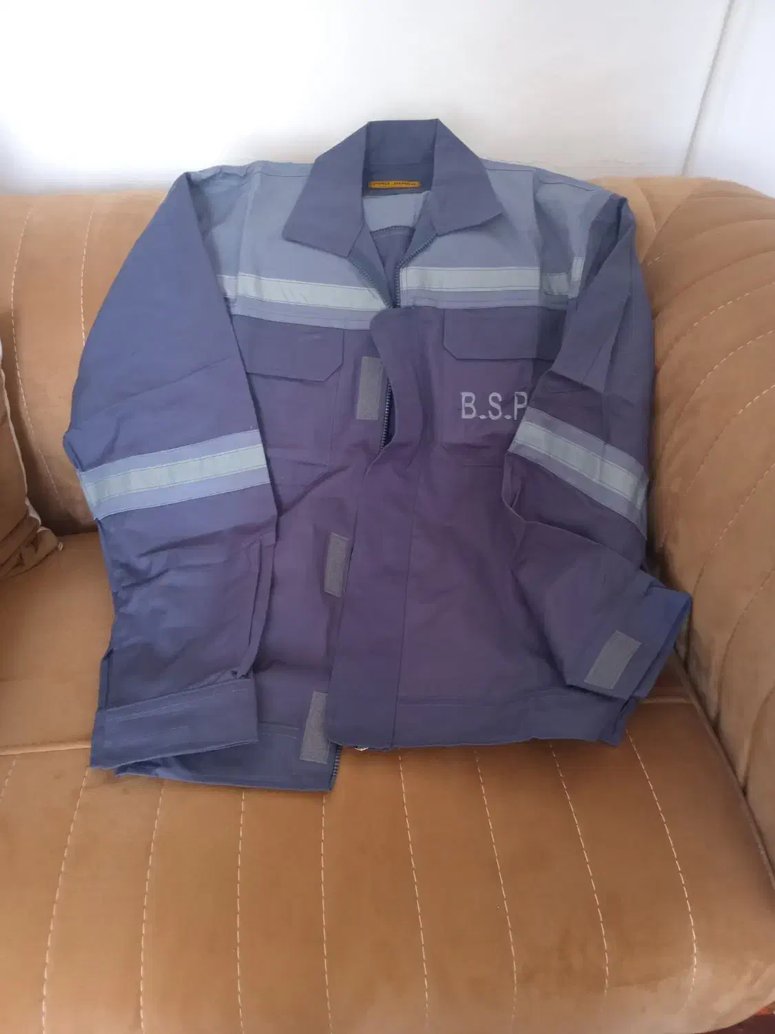 لباس کار مردانه|لباس|فردیس, فردیس|دیوار