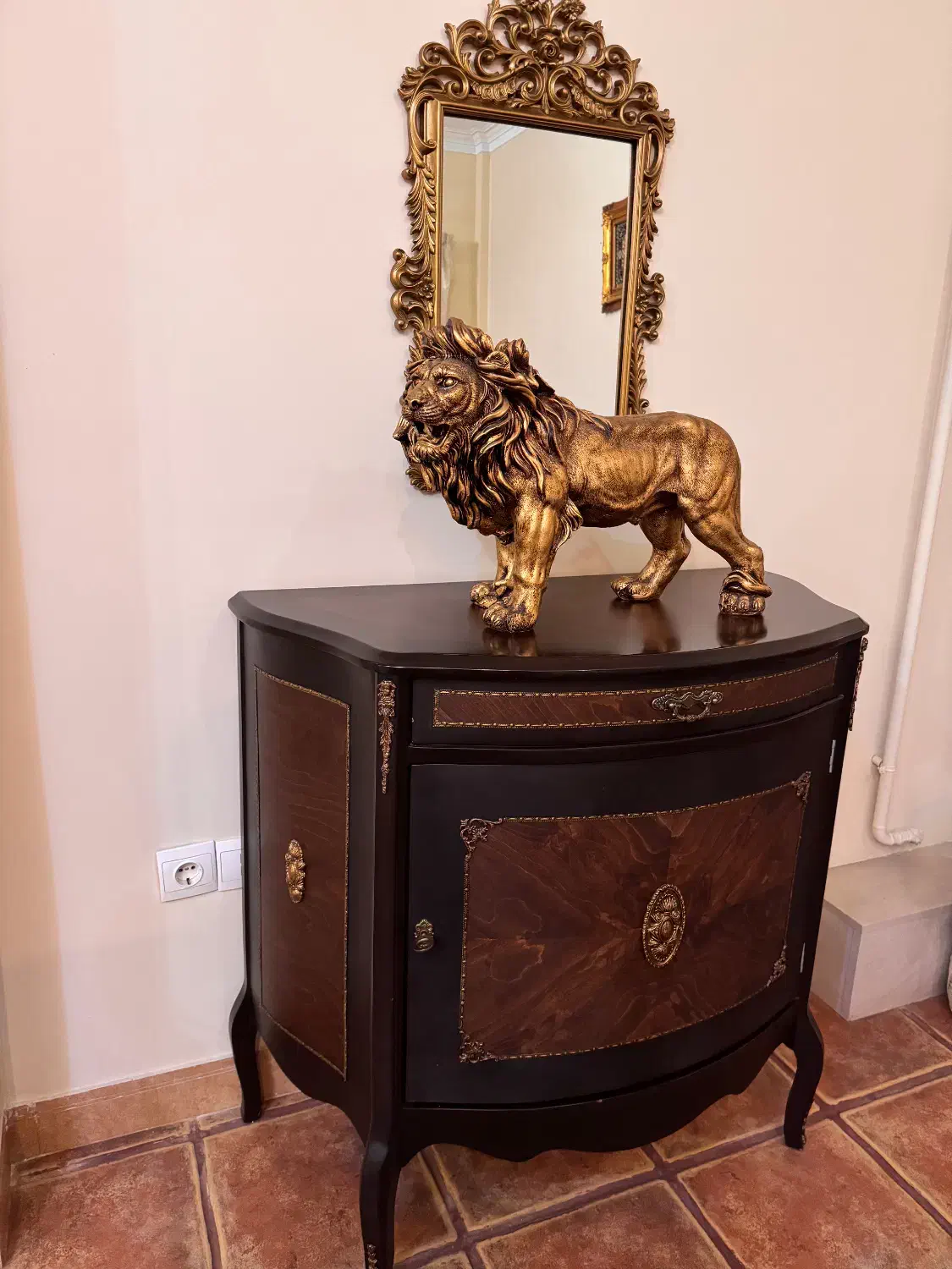 آینه کنسول معرق و بسیار زیبا|بوفه، ویترین، کنسول|رشت, کاکتوس|دیوار