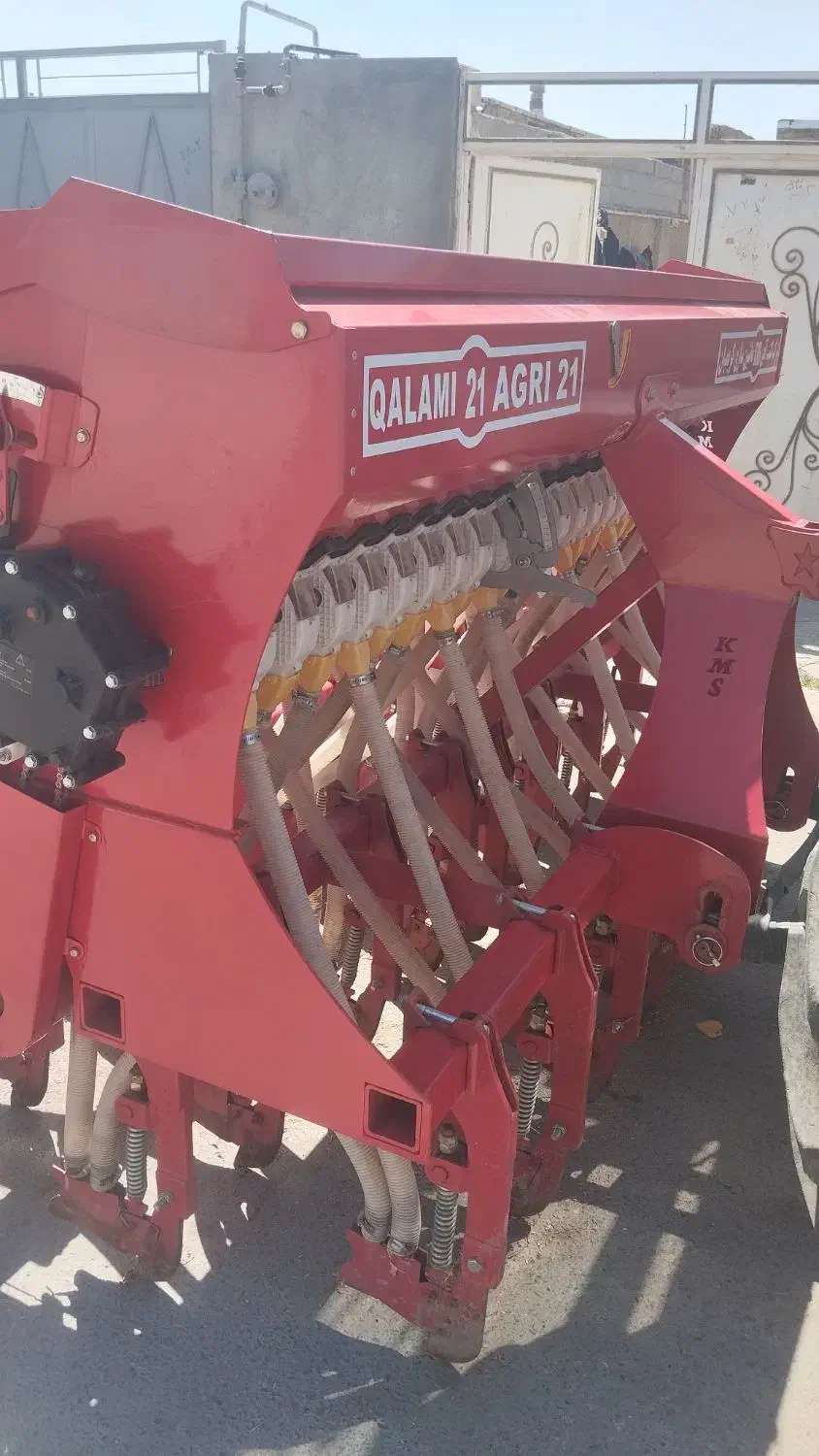 21ردیفه 3شاسی ریز دانه ودرشت 2مخزن|ماشینآلات صنعتی|محمدبار, |دیوار