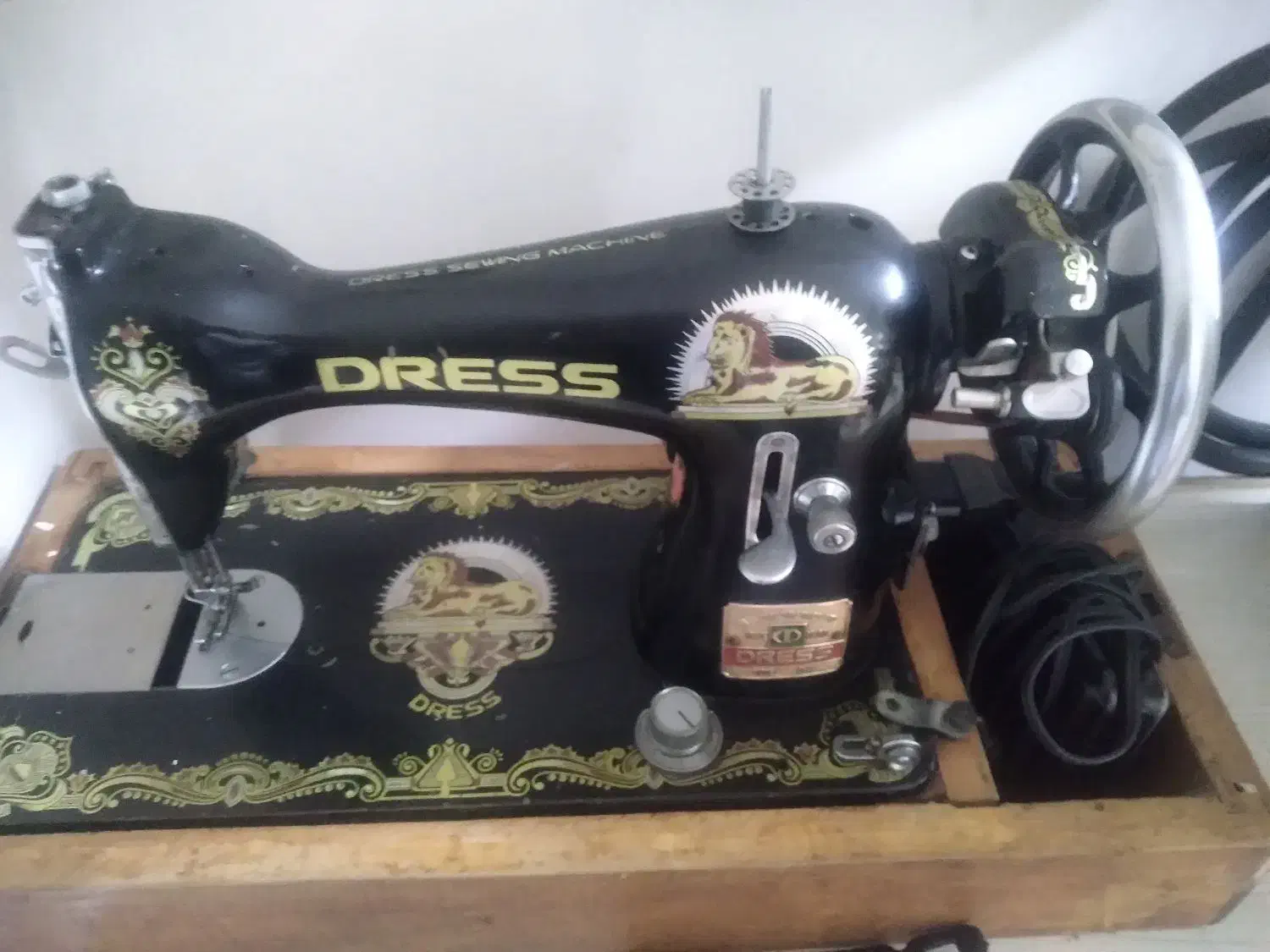 چرخ خیاطی|چرخ خیاطی و ریسندگی|سنندج, |دیوار