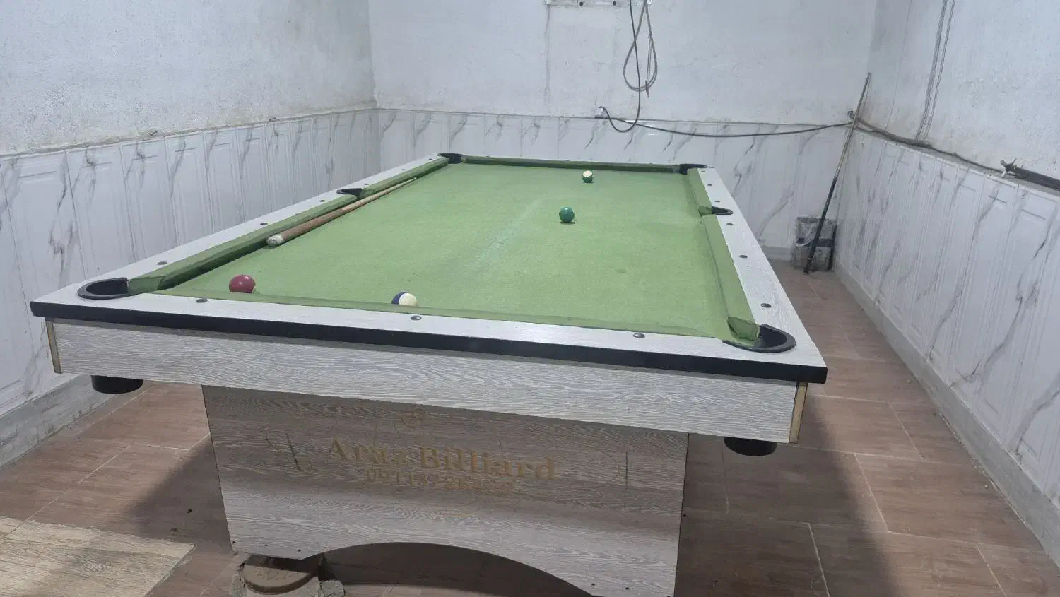 بیلیارد|ورزش‌های توپی|گنبد کاووس, |دیوار