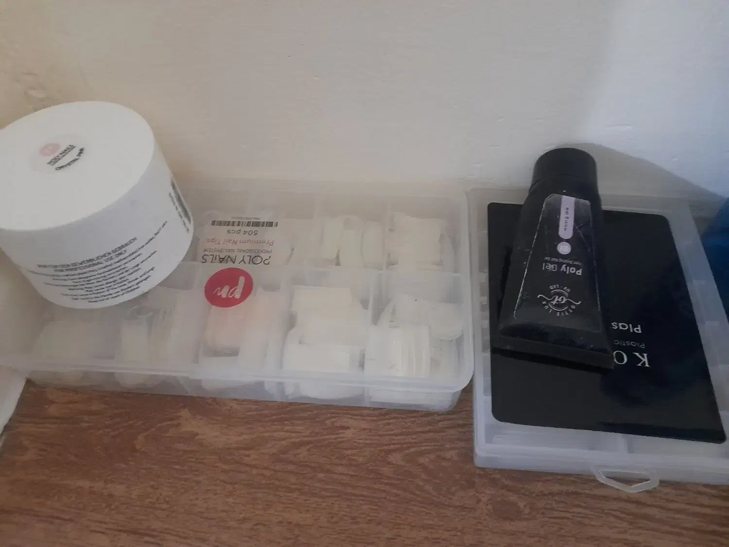 چند عدد وسایل کاشت ناخن|آرایشی، بهداشتی، درمانی|اسلامآباد غرب, |دیوار