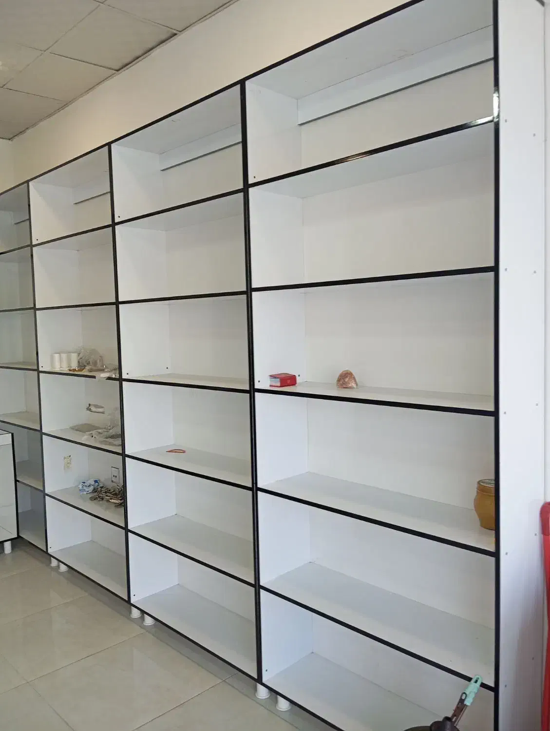 قفسه|کتابخانه، شلف، قفسههای دیواری|دماوند, دماوند|دیوار