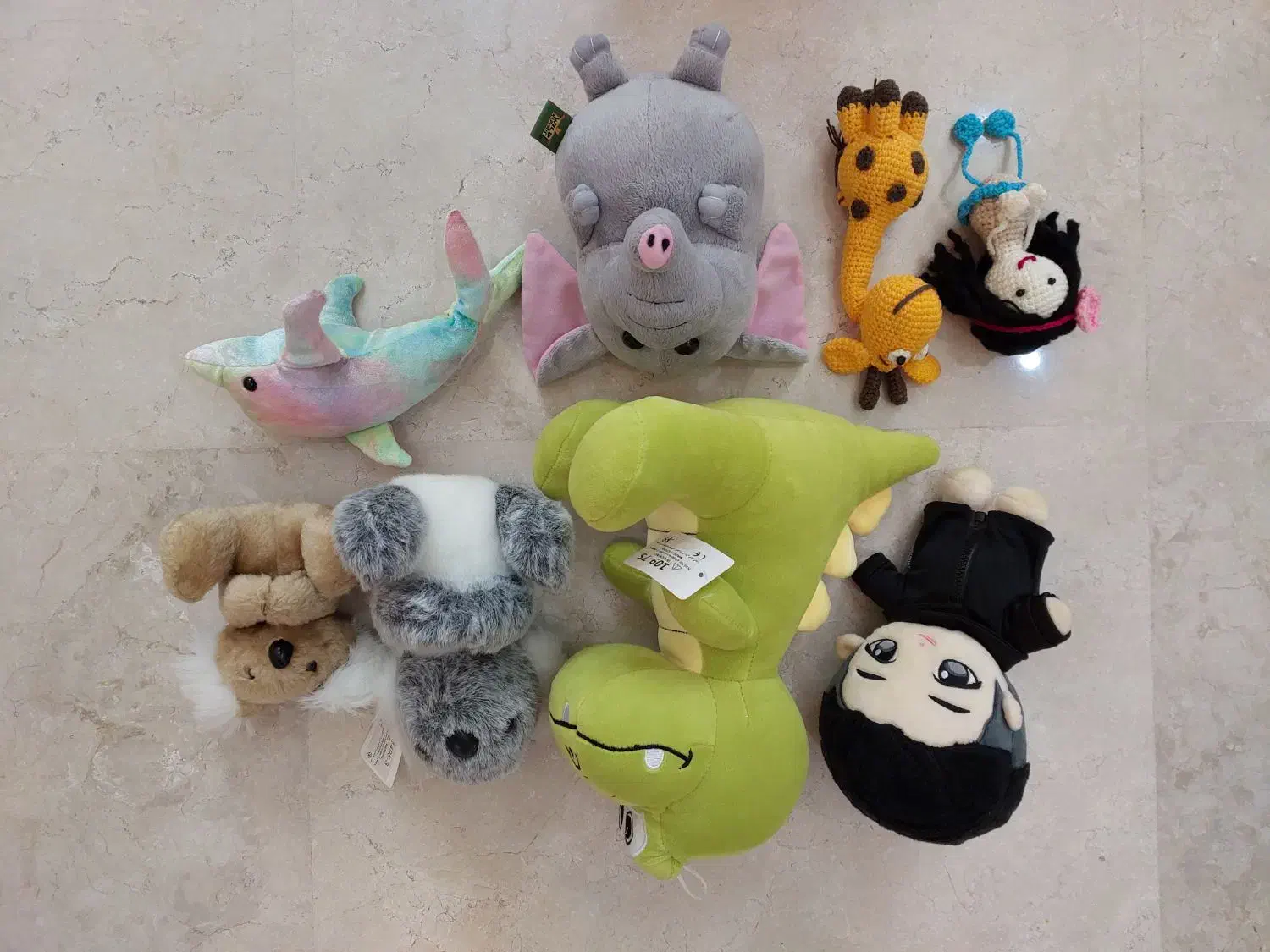 تعدادی عروسک سالم و نو با هم به فروش میرسد|اسباب‌بازی بچه|تهران, دروازه شمیران|دیوار