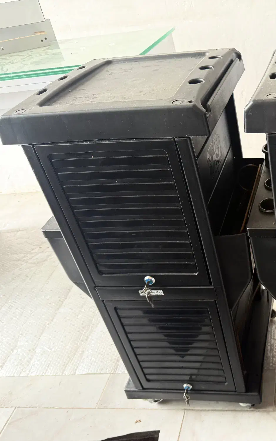 صندلی کوپ،تخت مژه،ترولی،صندلی استادکار، پاف|آرایشگاه و سالنهای زیبایی|لاهیجان, گلستان|دیوار