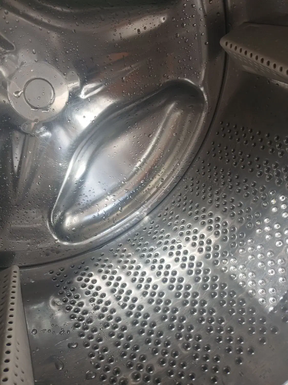 لباس شویی تمام اتومات|ماشین لباسشویی و خشک‌کن لباس|کاشان, آیت الله سعیدی|دیوار