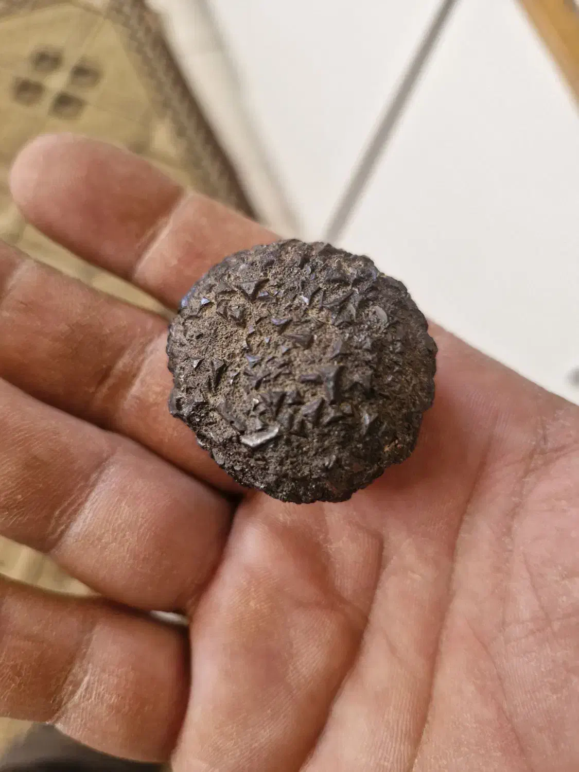 سنگ آسمانی|کلکسیون اشیاء عتیقه|سرچهان, |دیوار