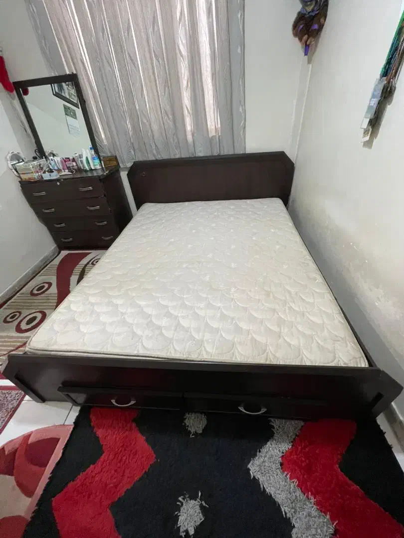 تخت دو نفره ام دی اف با تشک و درآور در نواب صفوی|تخت و سرویس خواب|تهران, سلسبیل شمالی|دیوار