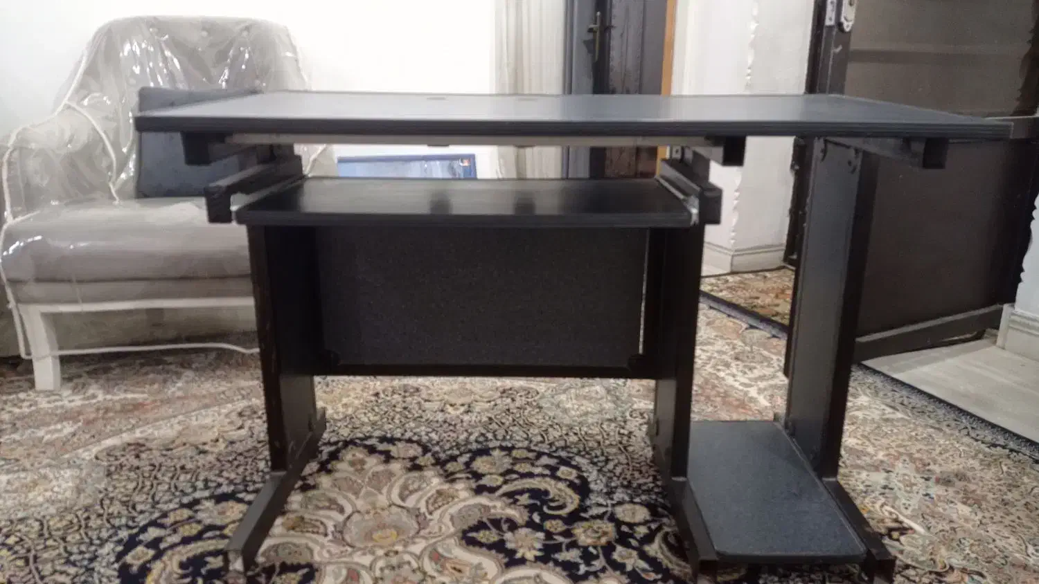 میز کامپیوتر سالم|میز تحریر و کامپیوتر|میناب, |دیوار