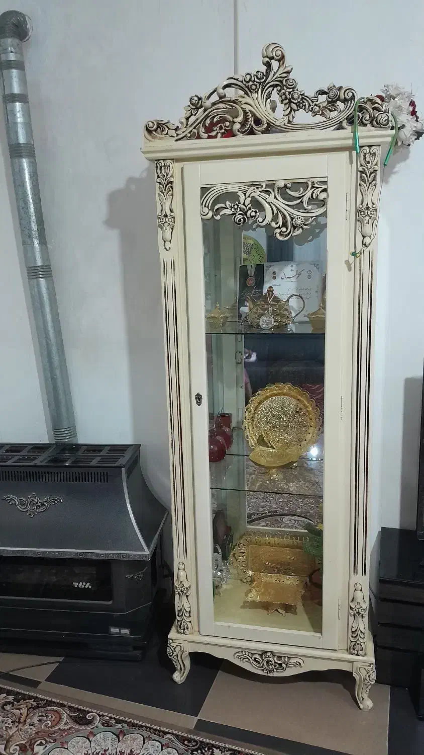 بوفه در حد نو|بوفه، ویترین، کنسول|محمدیه-قزوین, |دیوار