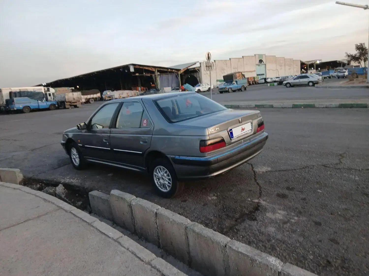 پژوپارس در حد۱۴۰۳رینگ خرجنگی ۴۰تومن هزینه شوده|خودرو سواری و وانت|تهران, میدان میوه و تره‌بار مرکزی|دیوار