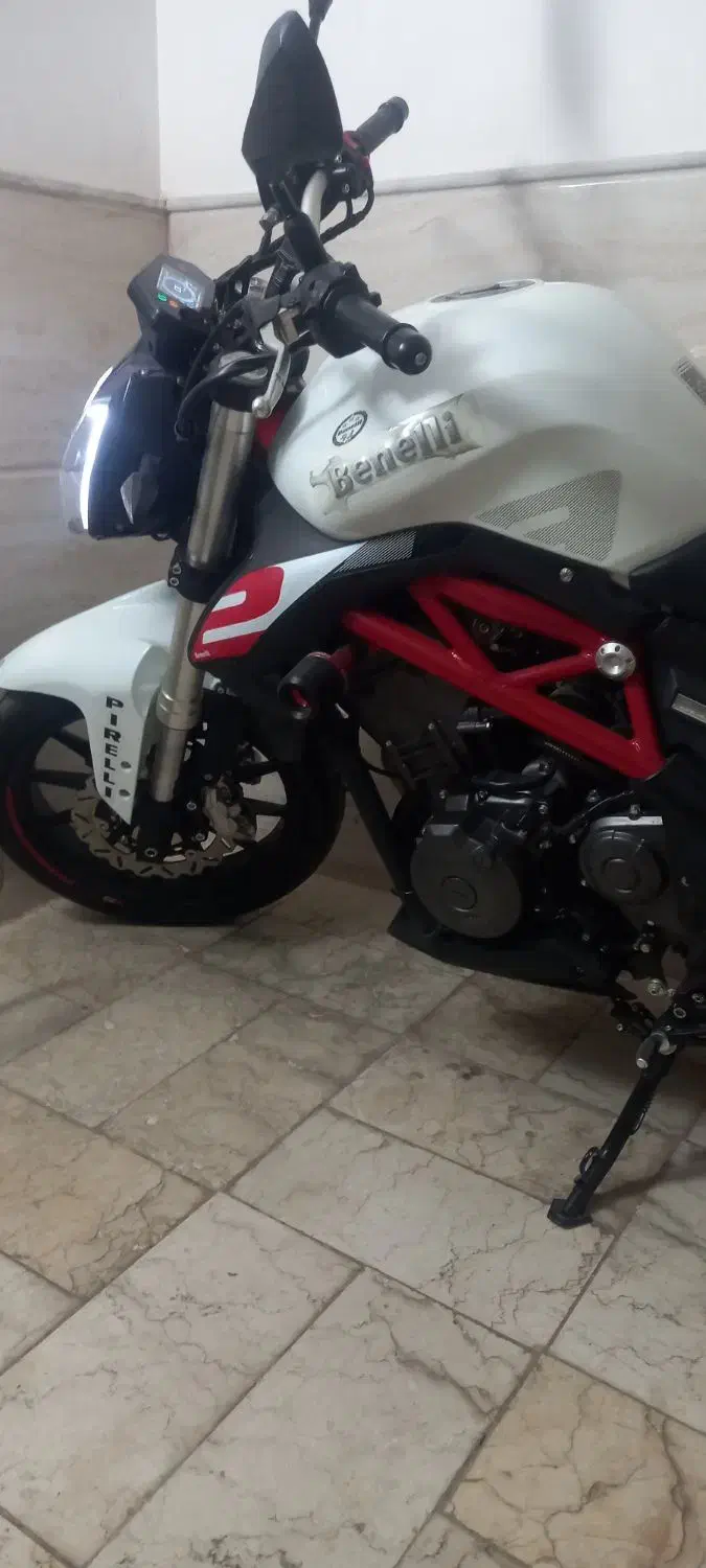 بنلی ۳۰۰ جفت|موتورسیکلت|قم, آزادگان|دیوار