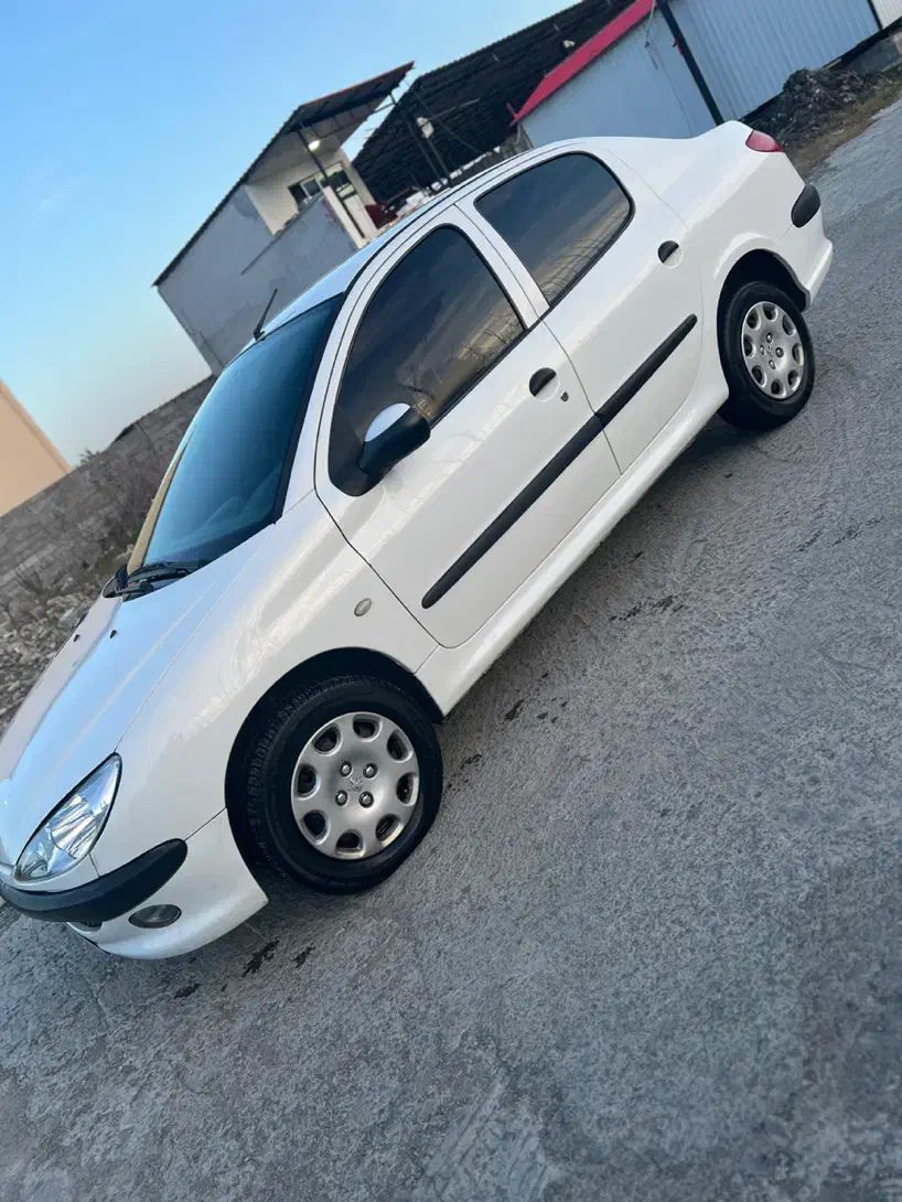 پژو۲۰۶اس دی مدل۱۳۹۵(بدون رنگ وتمیز)|خودرو سواری و وانت|نور, |دیوار