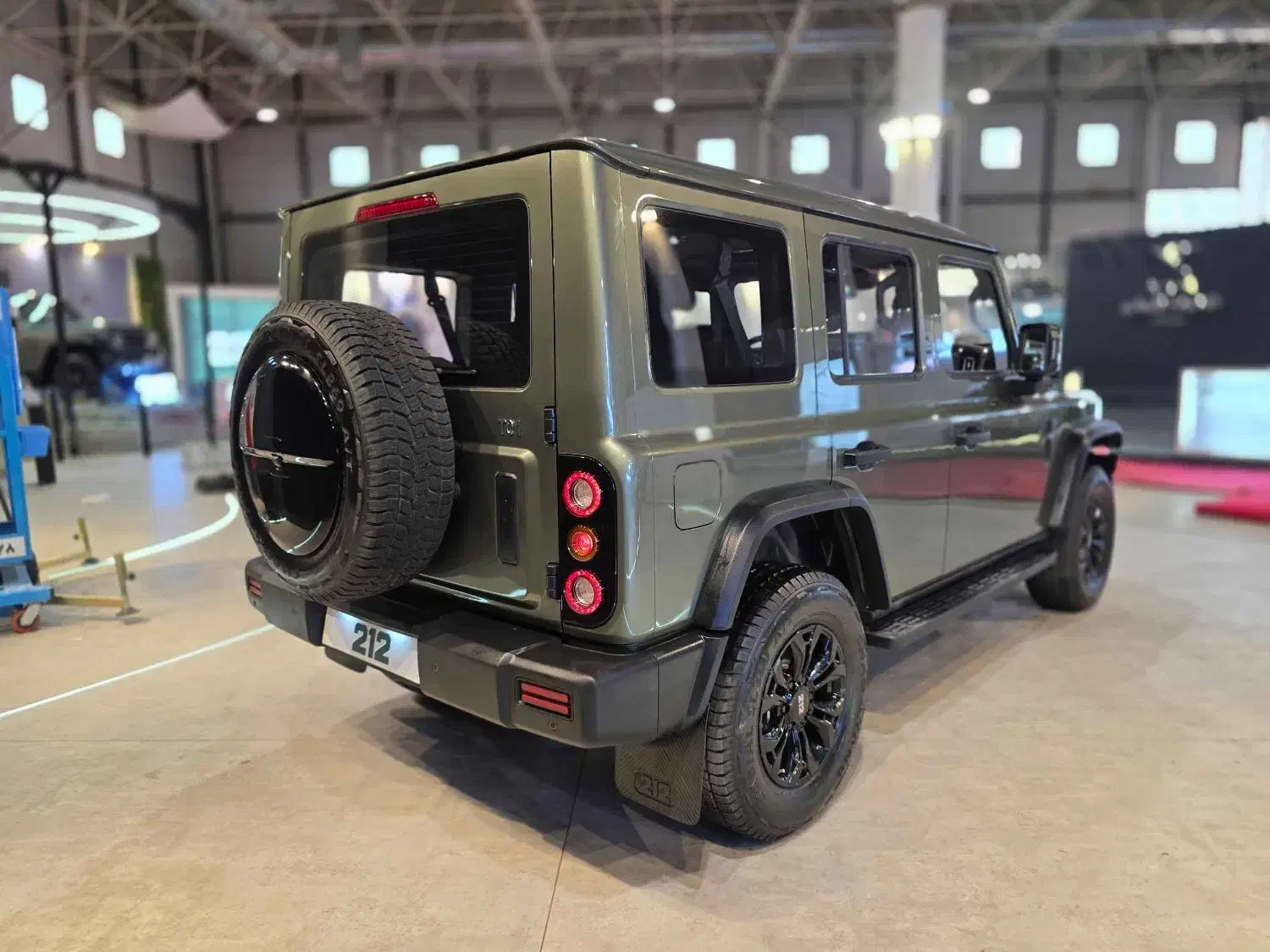 BAW 212 آفرود|خودرو سواری و وانت|تهران, حکمت|دیوار