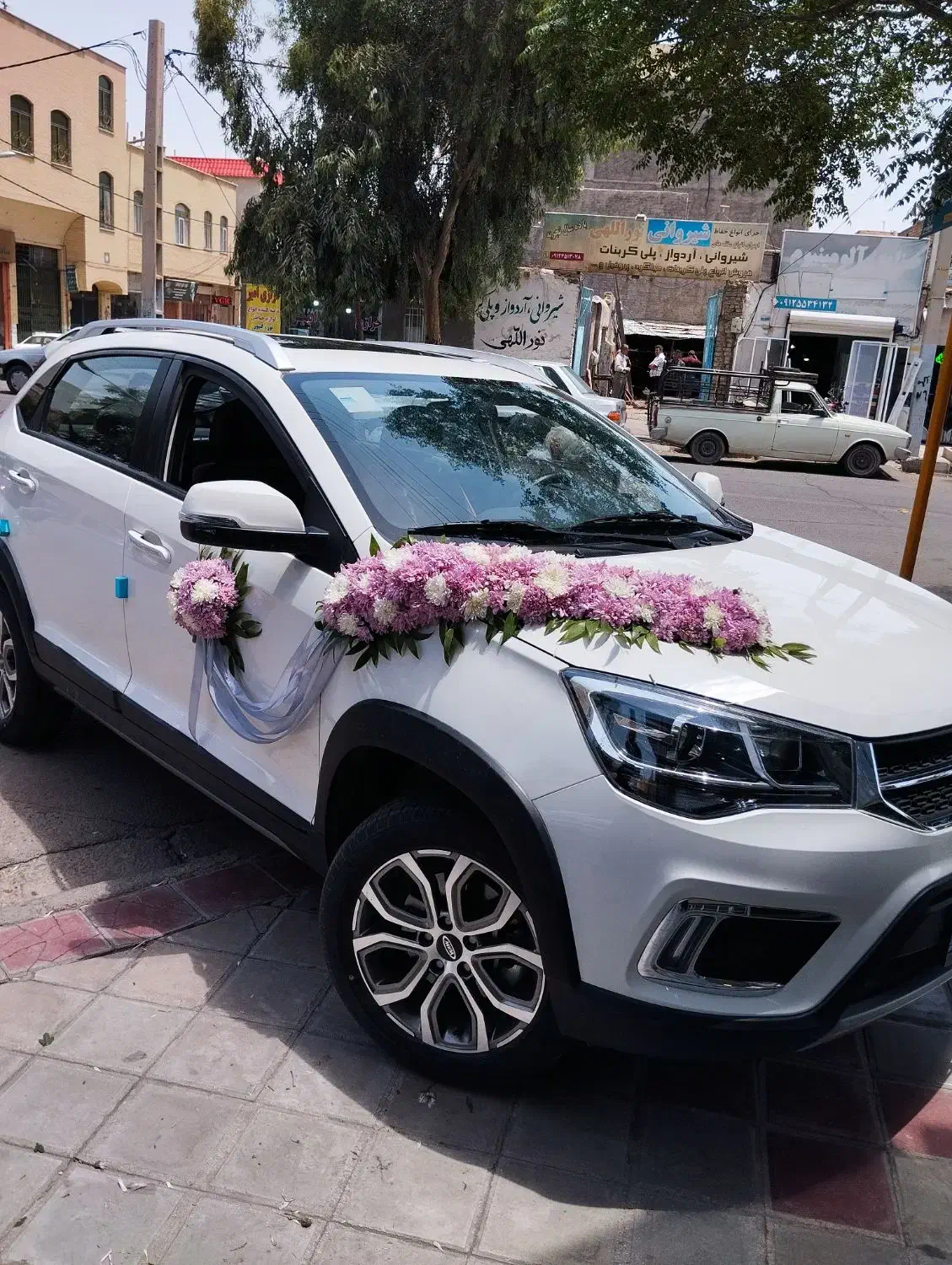 اجاره ماشین عروس .کرایه شاستی بلند|خودرو اجاره‌ای|قم, زنبیل آباد|دیوار