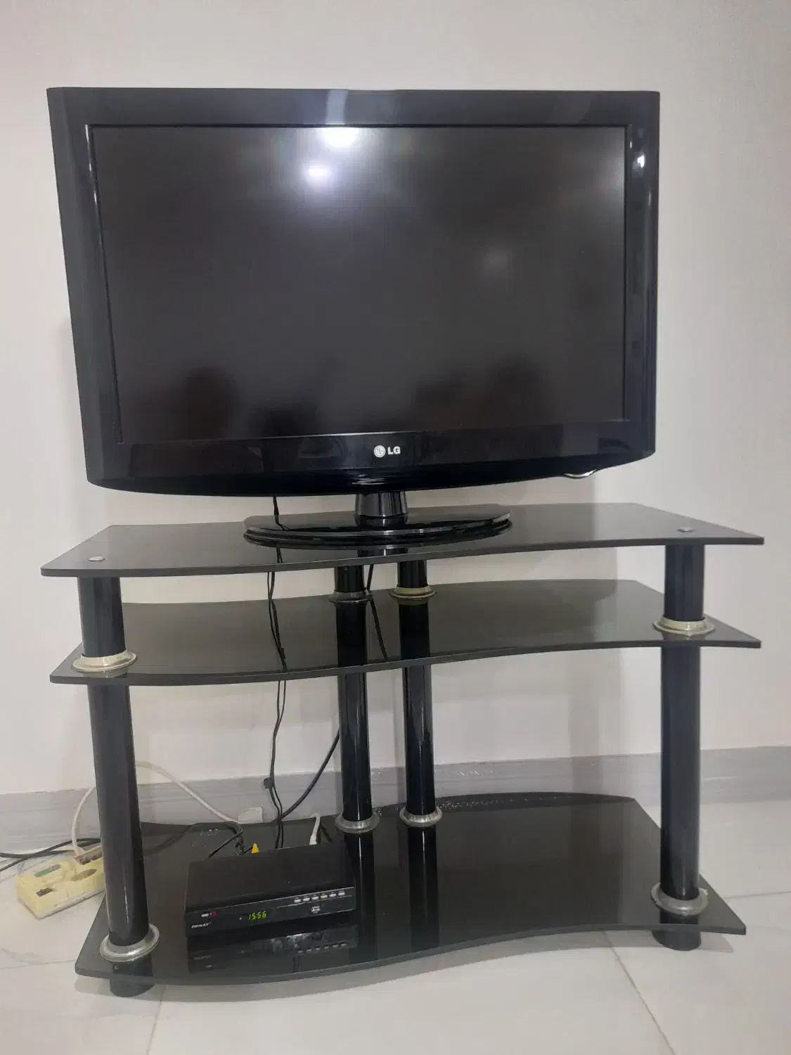 تلویزون الجی ۳۲ بازیرتلویزون ودیجیتال|تلویزیون و پروژکتور|نورآباد, |دیوار