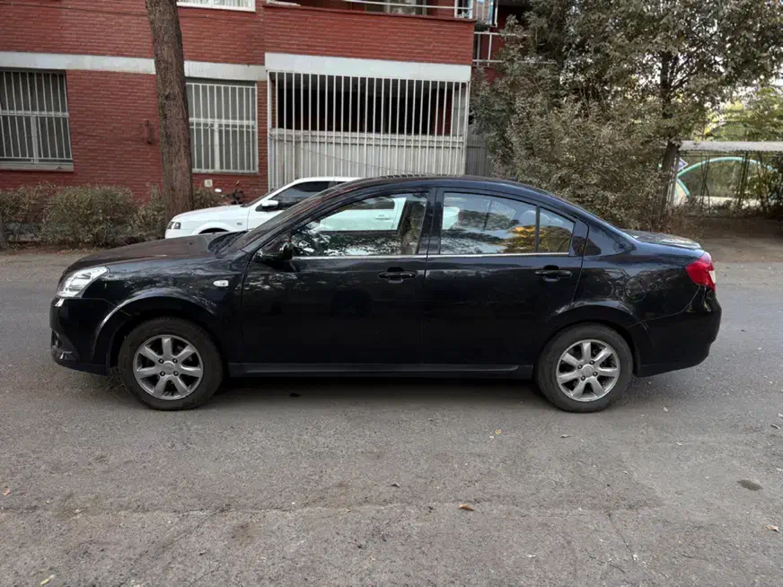 ام وی ام ۵۵۰ MVM|خودرو سواری و وانت|تهران, اسفندیاری|دیوار