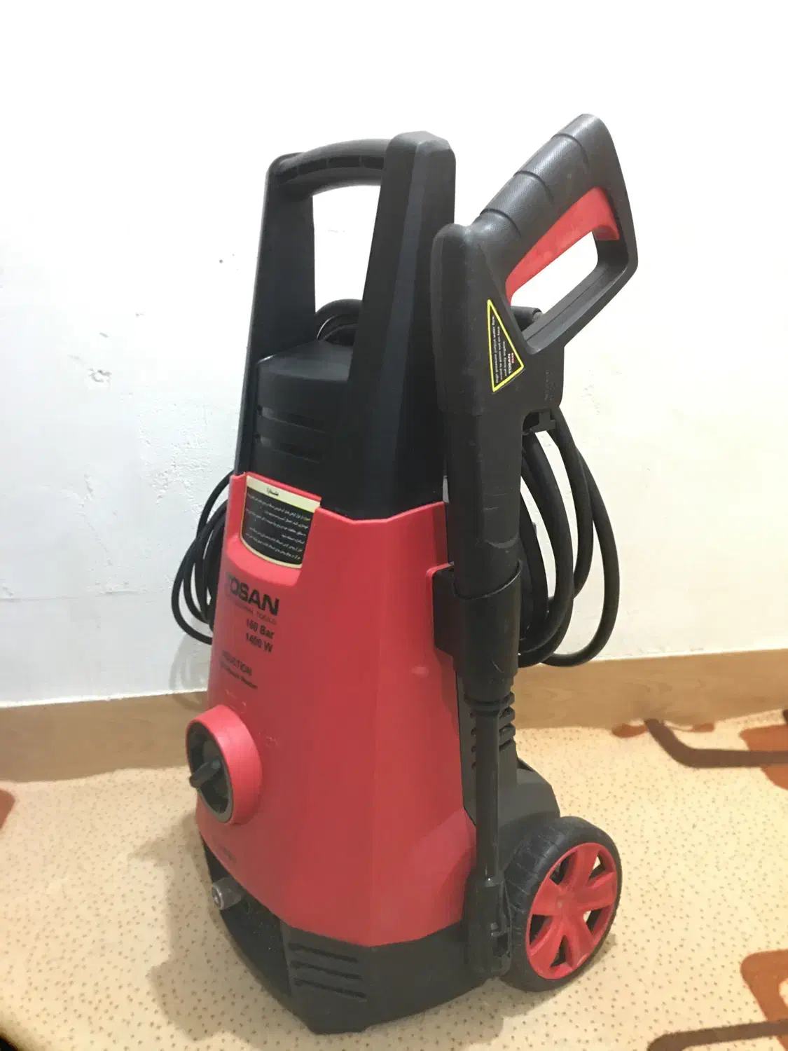 کارواش  توسان|ابزارآلات|ماکلوان, |دیوار