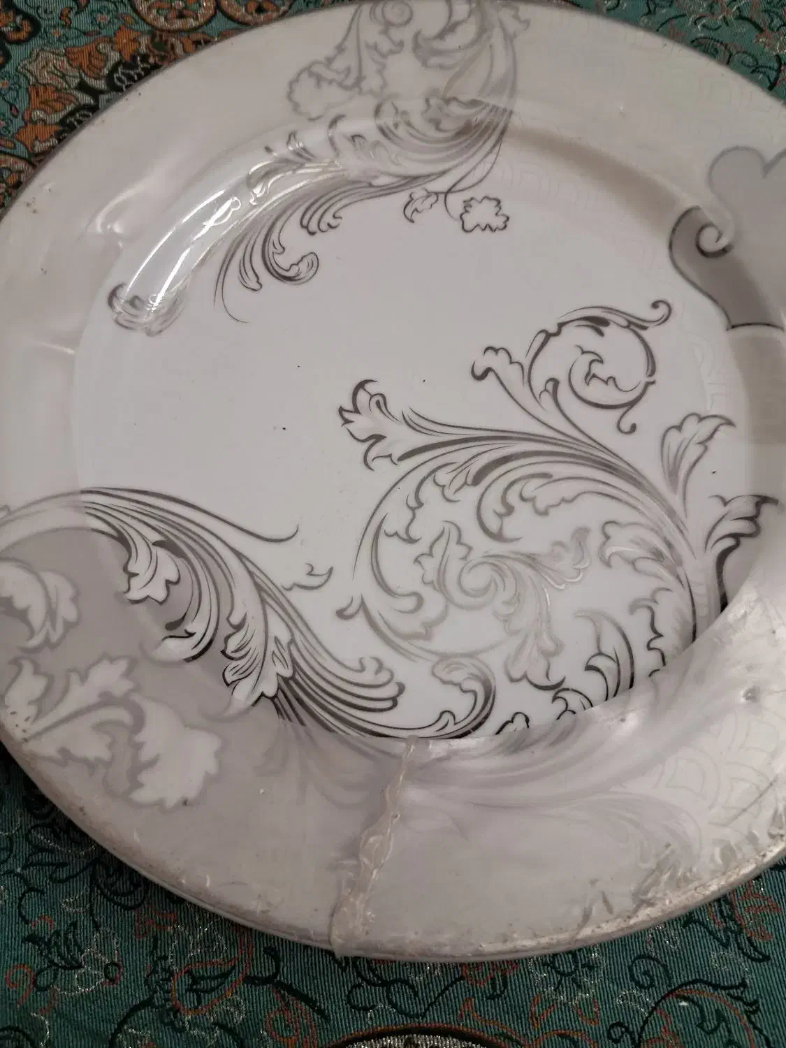 سرویس غذاخوری چینی مقصود نونو آکبند|ظروف سرو و پذیرایی|شیراز, دوکوهک|دیوار