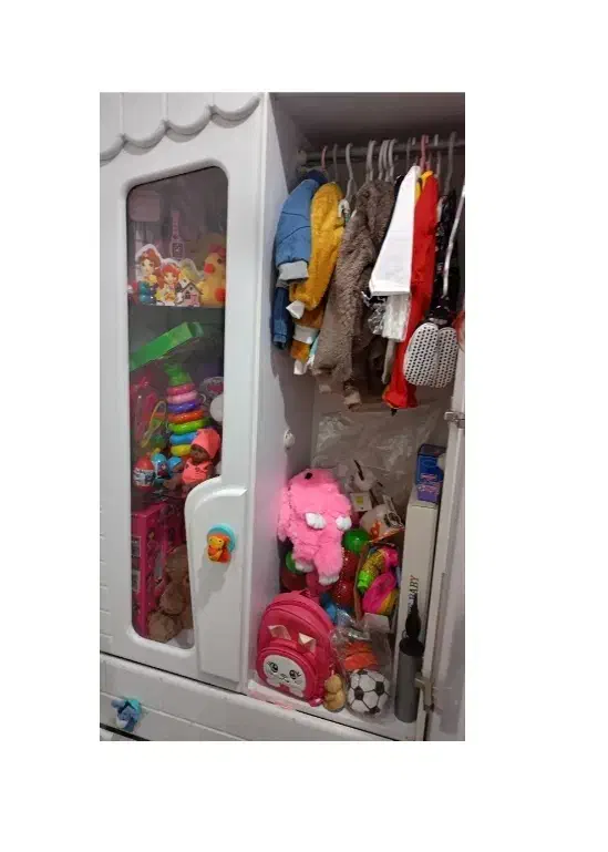 کمد لباس بچه کاملا سالم و تمیز کلبه|اسباب و اثاث بچه|باقرشهر, |دیوار