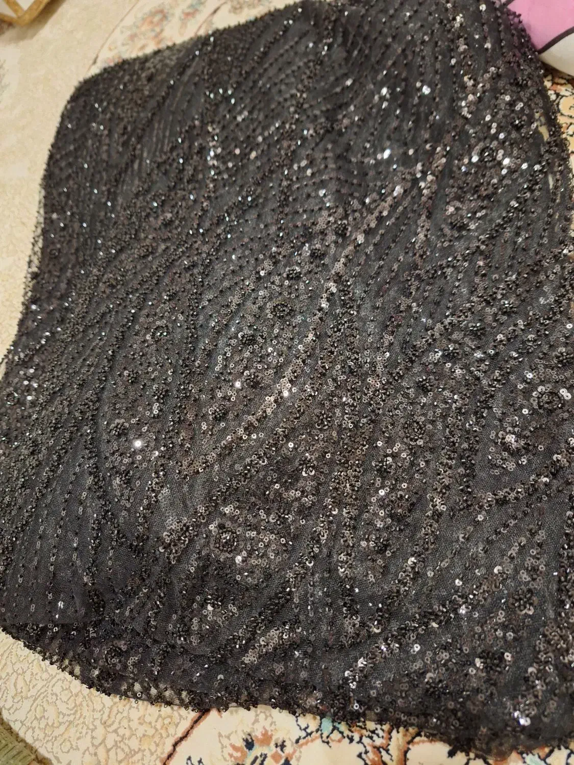 پارچه پرکار با ساتنش|لباس|قروه, |دیوار