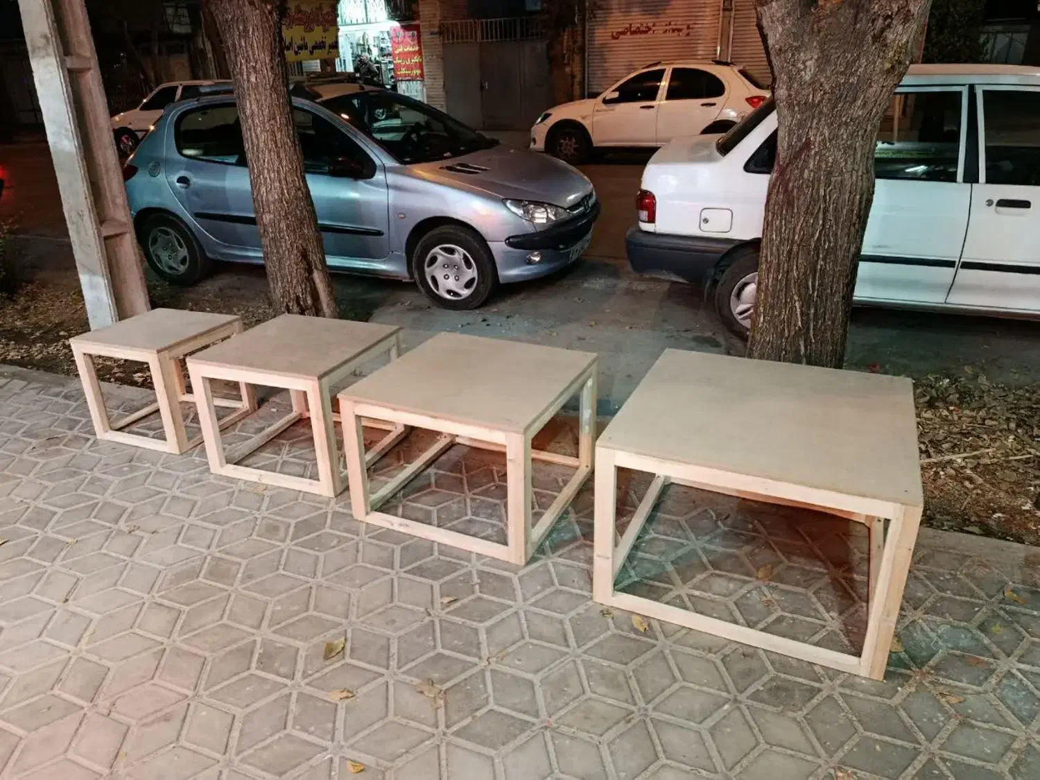 کرسی،کرسی چوبی، نجاری|خدمات پیشه و مهارت|مبارکه, |دیوار