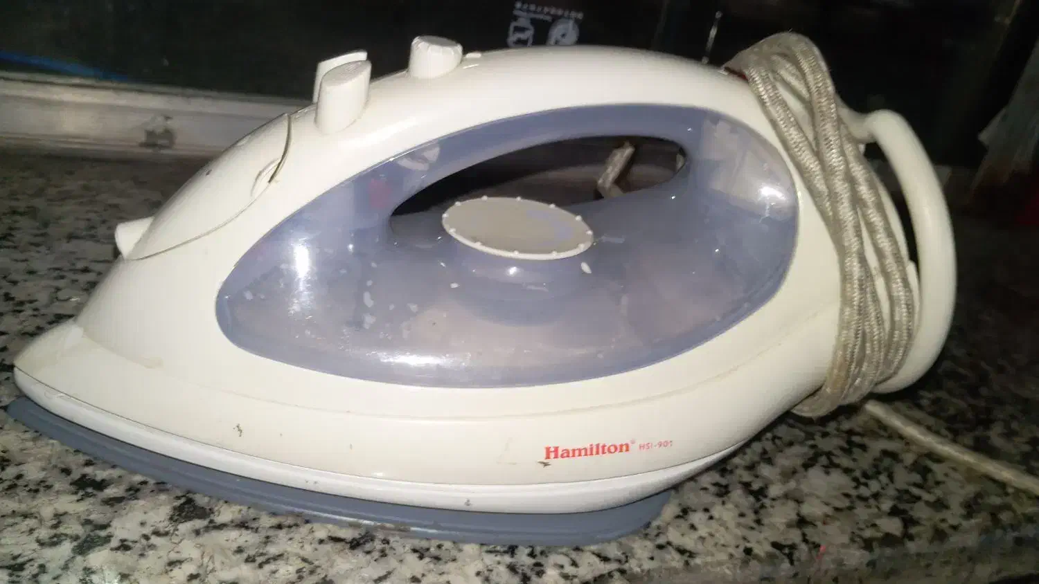 اتو هامیلتون|اتو و لوازم اتو|صدرا-فارس, فاز ۱|دیوار