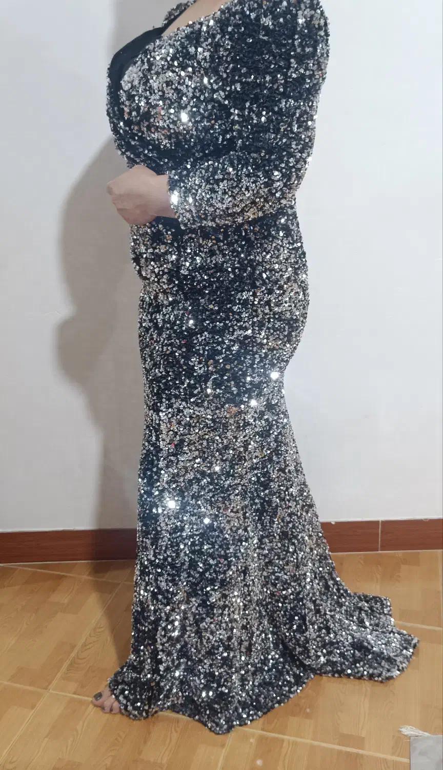 لباس مجلسی|لباس|لاهیجان, قیام|دیوار