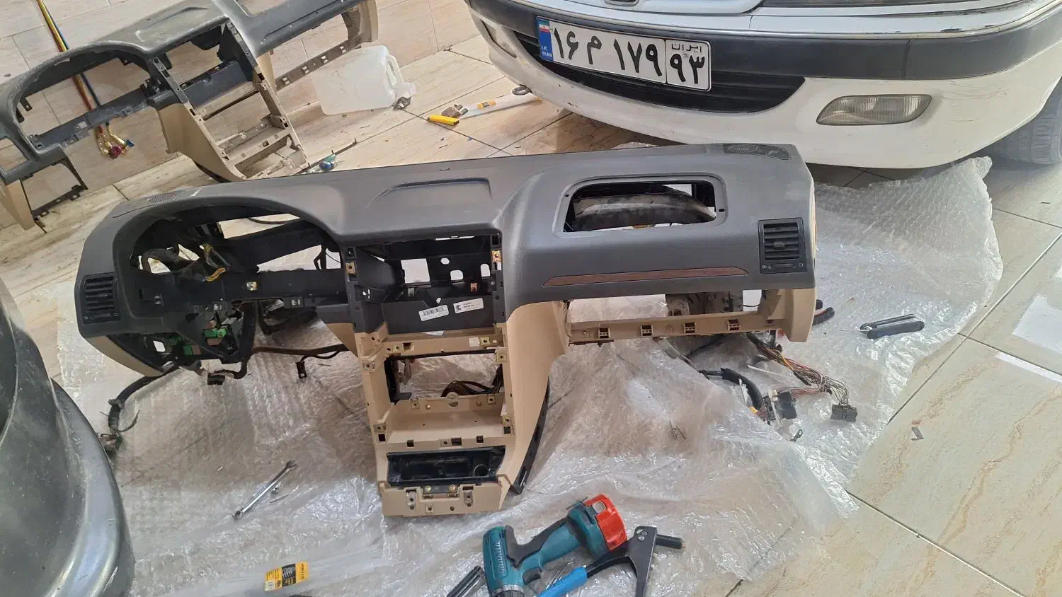 تنظیم موتور و برق تعمیرایسیو روشن کردن ماشین درمحل|خدمات موتور و ماشین|شیراز, اصلاح‌نژاد|دیوار