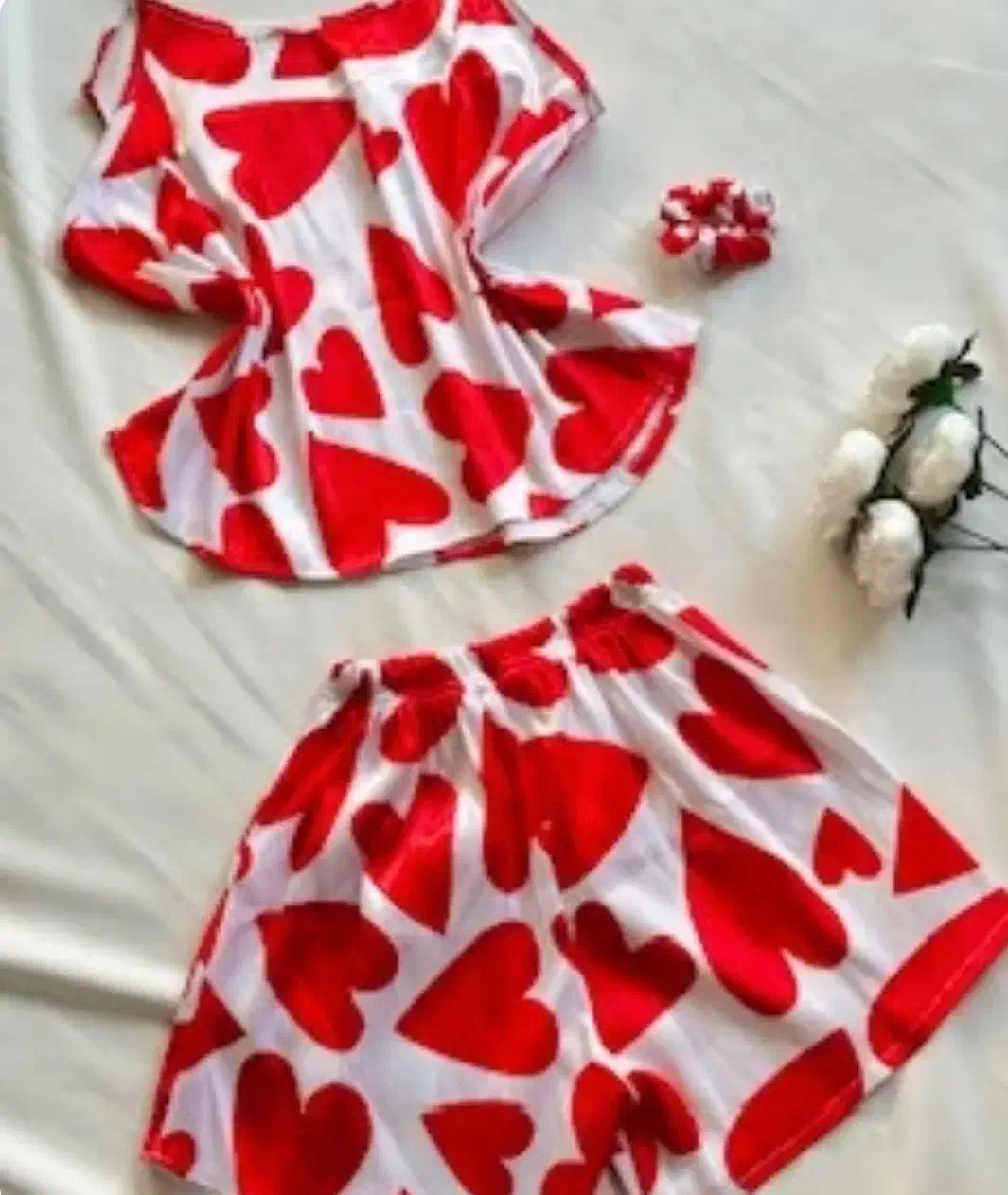 لباس ست|لباس|بروجن, |دیوار