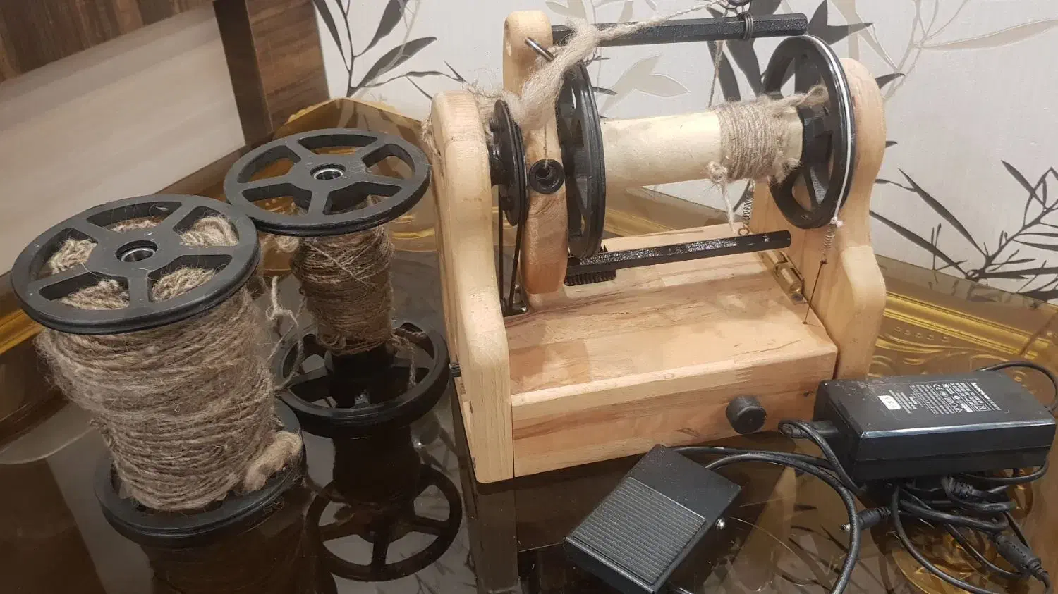 چرخ ریسندگی|چرخ خیاطی و ریسندگی|شهرکرد, |دیوار