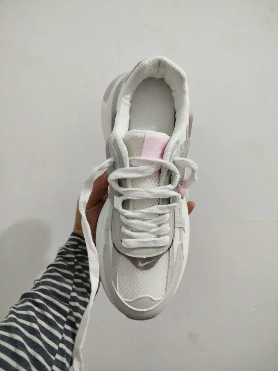 کتونی نایک وی تو کی|کیف، کفش، کمربند|کرج, شهرک امام رضا (ع)|دیوار