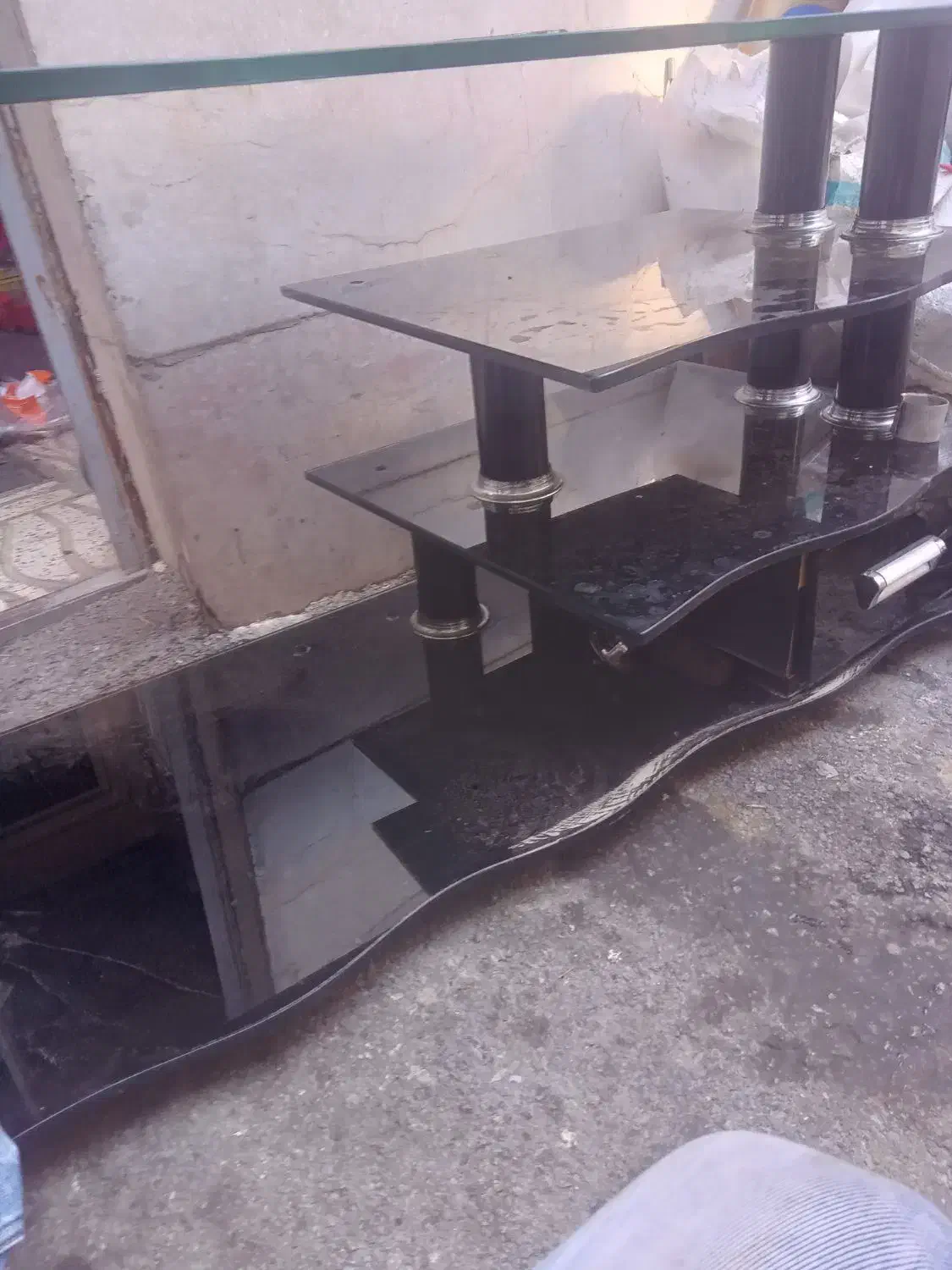 تلویزیون ومیز تلویزیون|تلویزیون و پروژکتور|محمدیه-قزوین, |دیوار