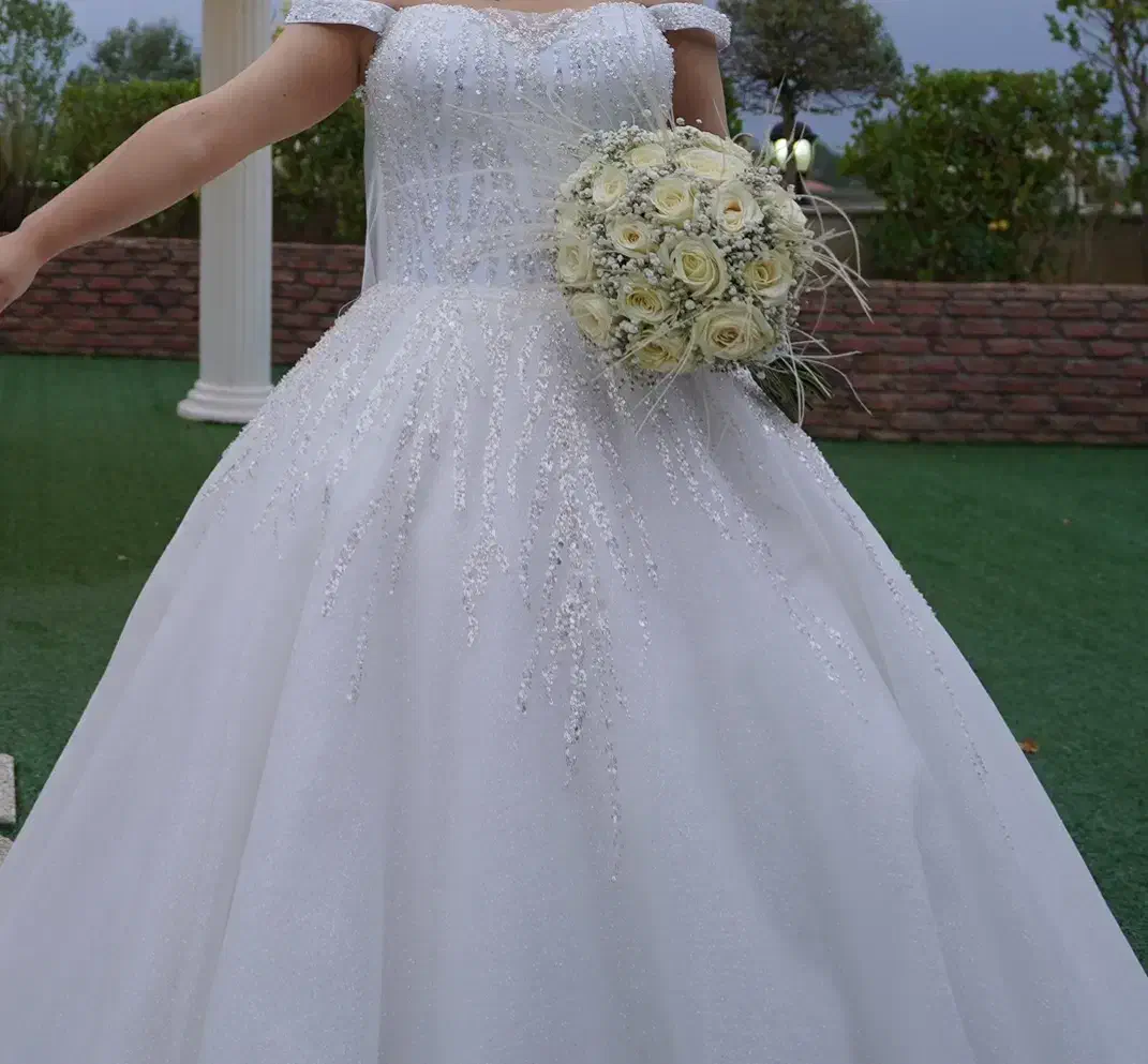 پیراهن عروس|لباس|لنگرود, |دیوار