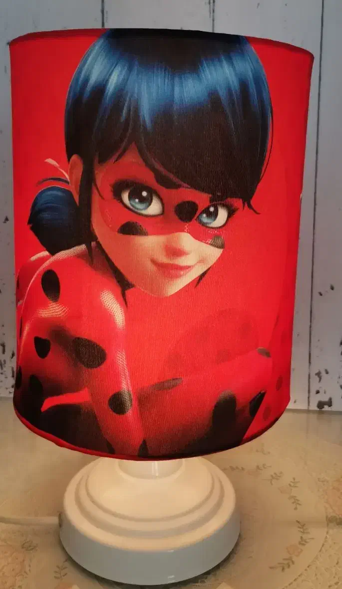 چراغ خواب دختر کفشدوزکی|چراغ خواب و آباژور|مشهد, سرافرازان|دیوار