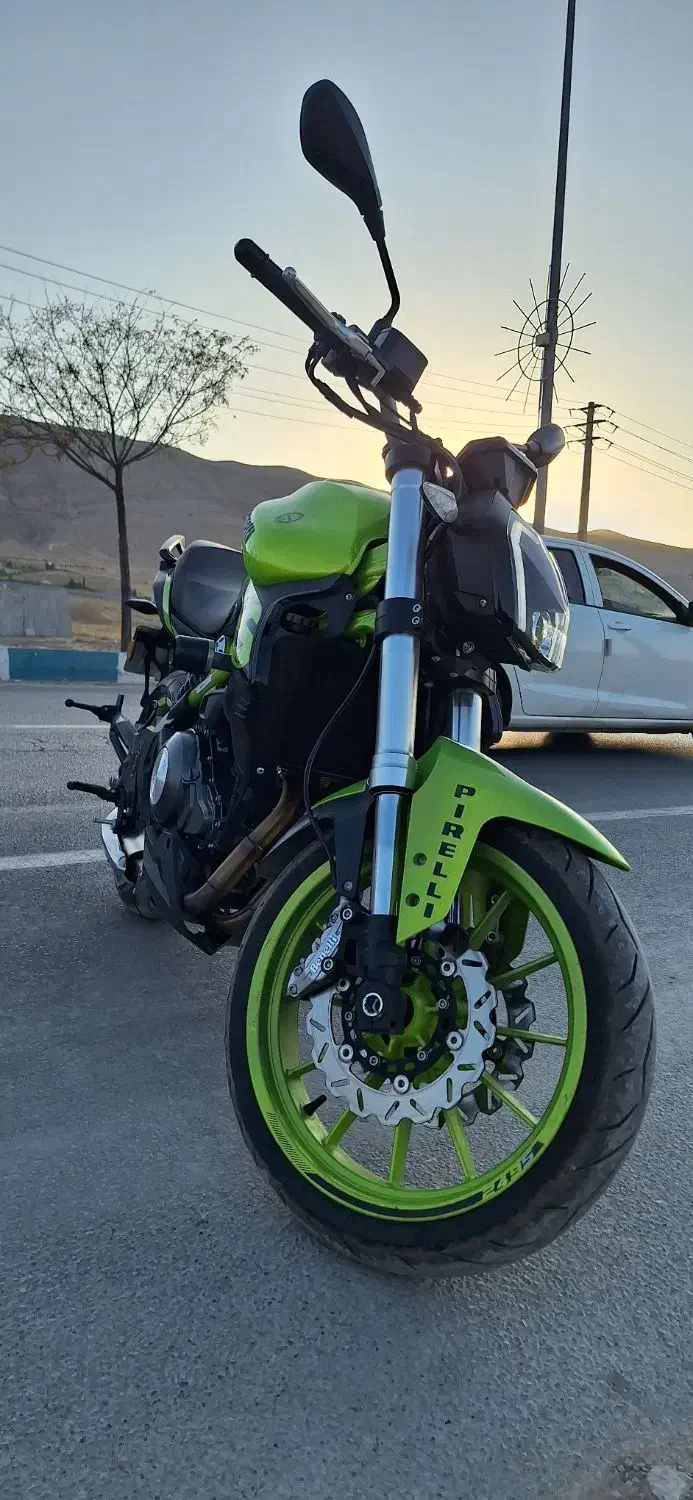 بنلی 250 جفت سیلند|موتورسیکلت|شیراز, دروازه قران|دیوار