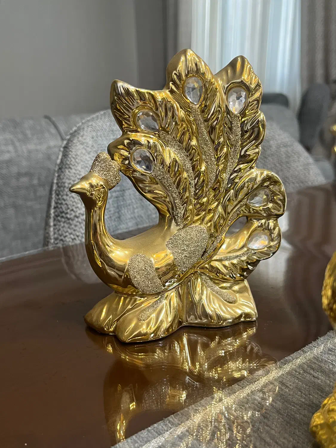 مجسمه پلی استر طلایی رنگ|مجسمه، تندیس، ماکت|ورامین, ورامین|دیوار