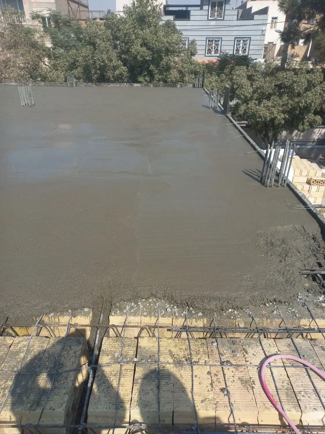 اجرای ارماتوربندی اسکلت بتن و دیوار برشی و استخر|خدمات پیشه و مهارت|تهران, دانشگاه شریف|دیوار