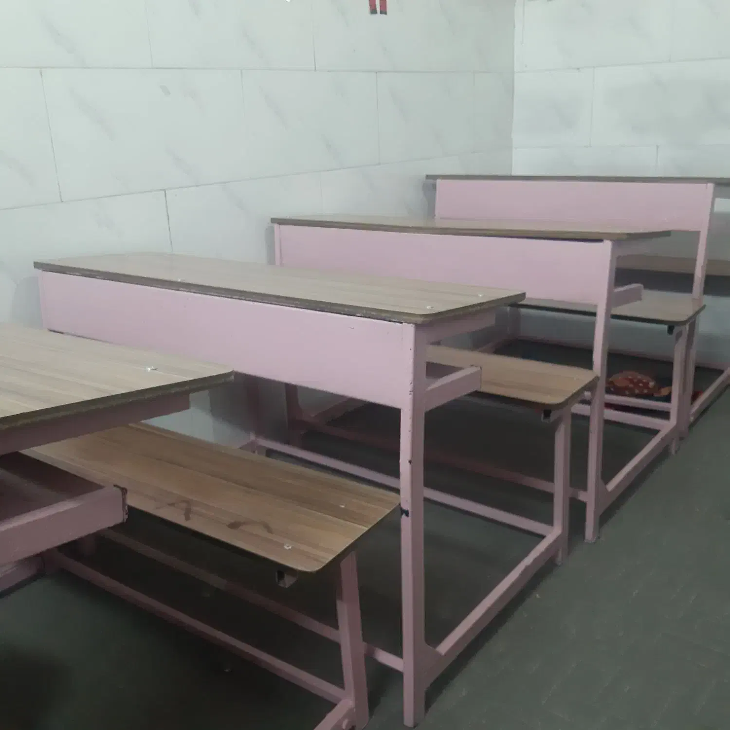 نیمکت|صندلی و نیمکت|قم, تولید دارو و یخچال|دیوار