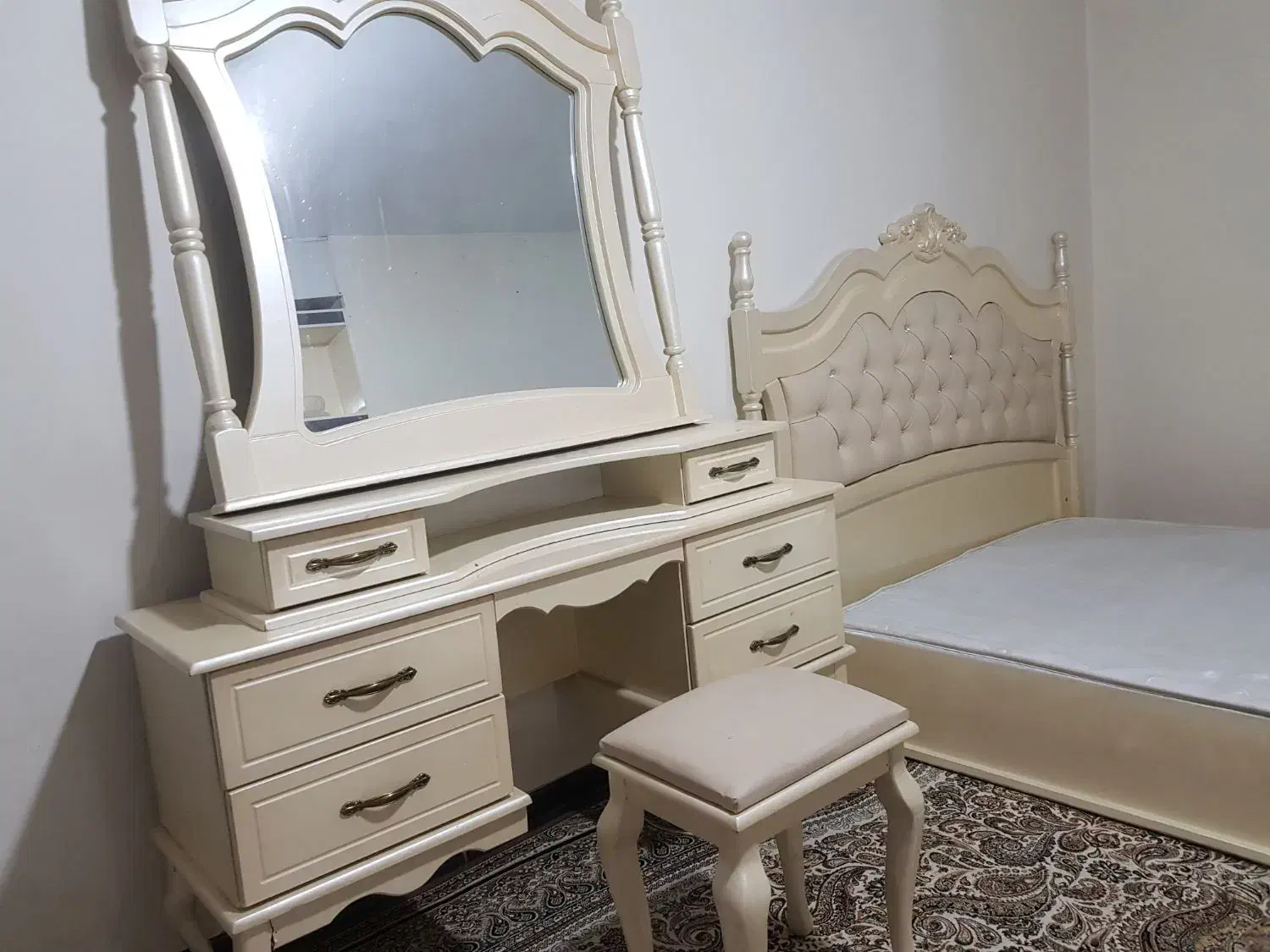 سرویس تخت خواب|تخت و سرویس خواب|اسلامشهر, مظفریه|دیوار