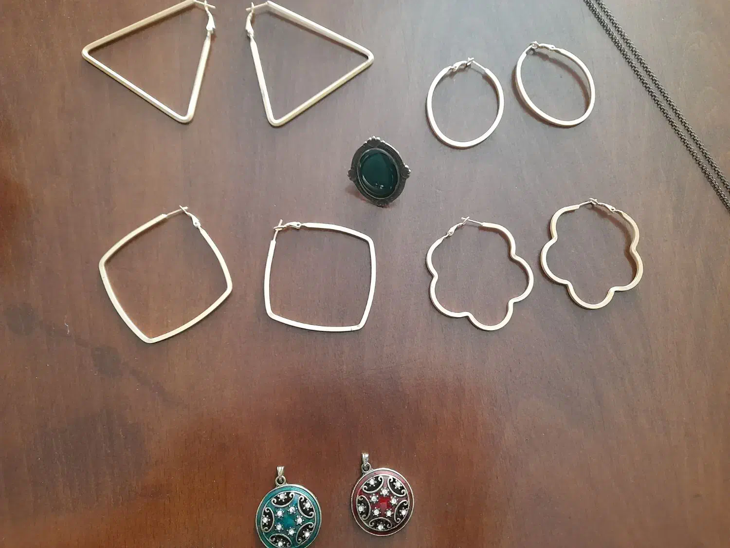 حراجی   50 تومانی|بدلیجات|شاهین‌شهر, عطار|دیوار