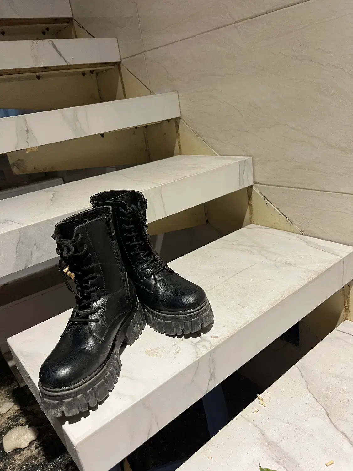 پوتین زمستانه|کیف، کفش، کمربند|سنندج, |دیوار