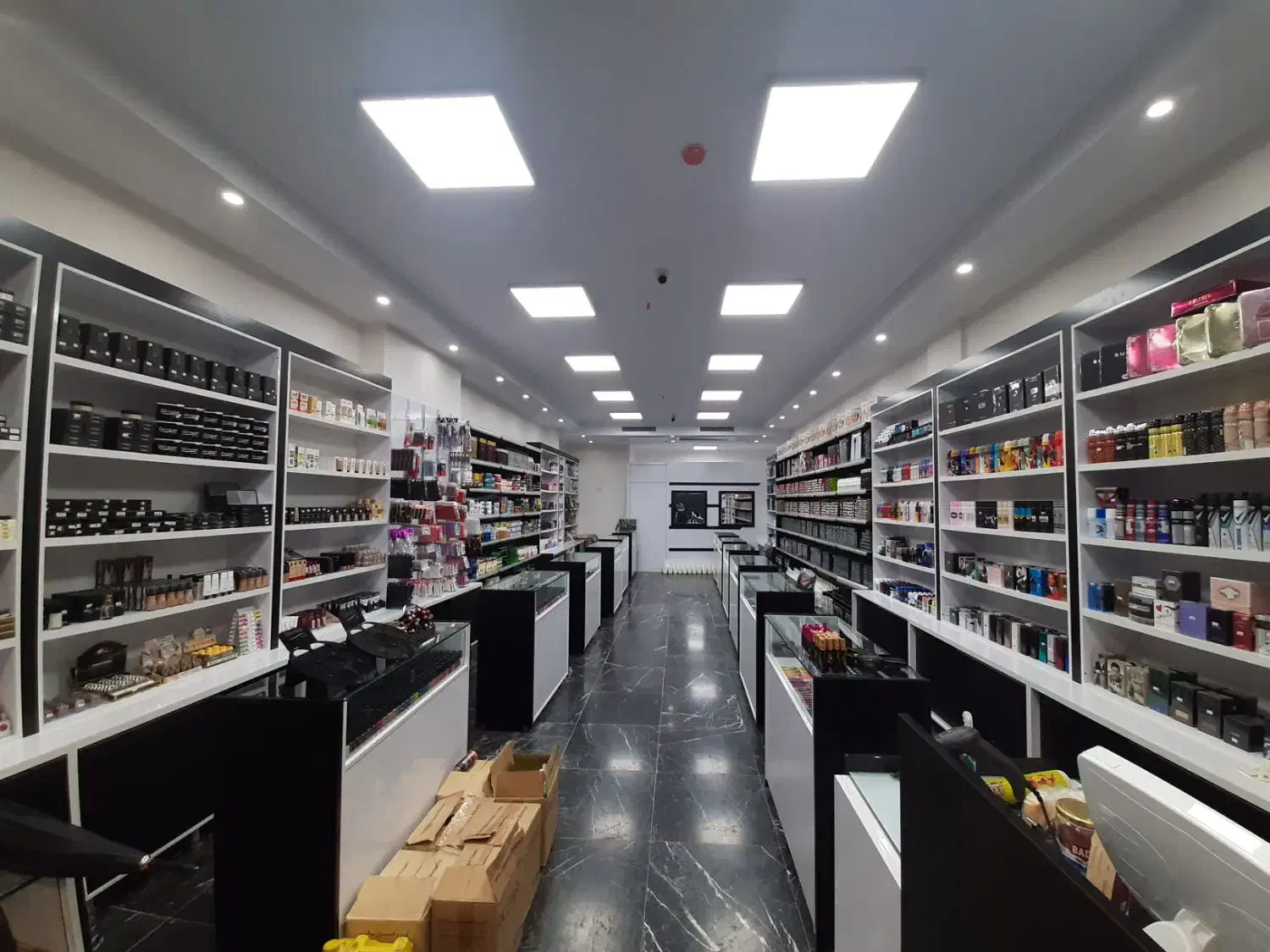 اجاره مغازه ۸۰ متری شهرک شهید بهشتی|اجارهٔ مغازه و غرفه|تهران, استخر|دیوار