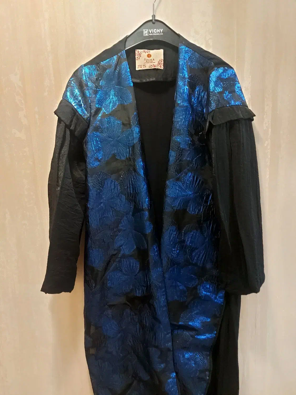 مانتو|لباس|اراک, |دیوار