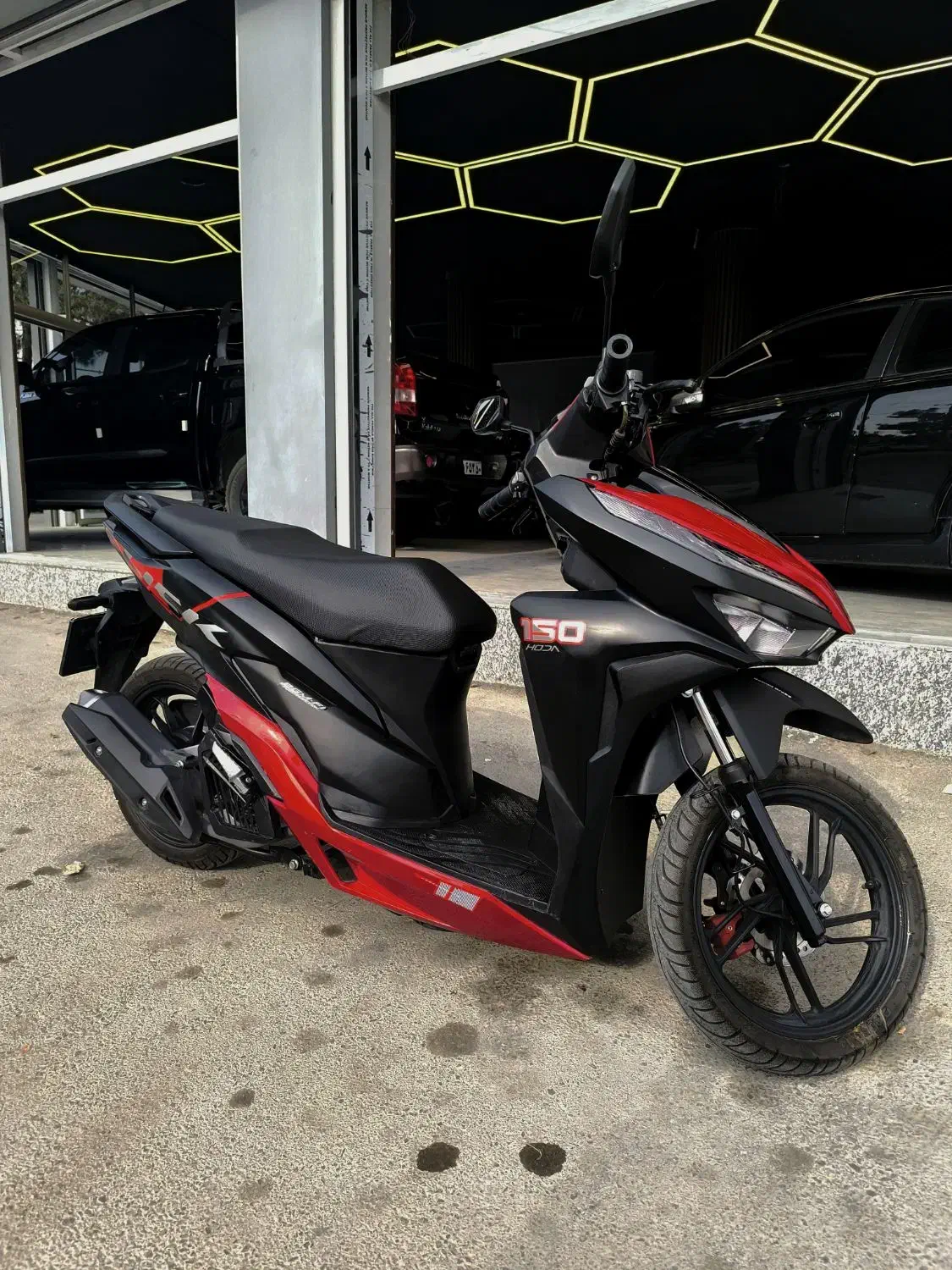 طرح کلیک|موتورسیکلت|لنجان, |دیوار