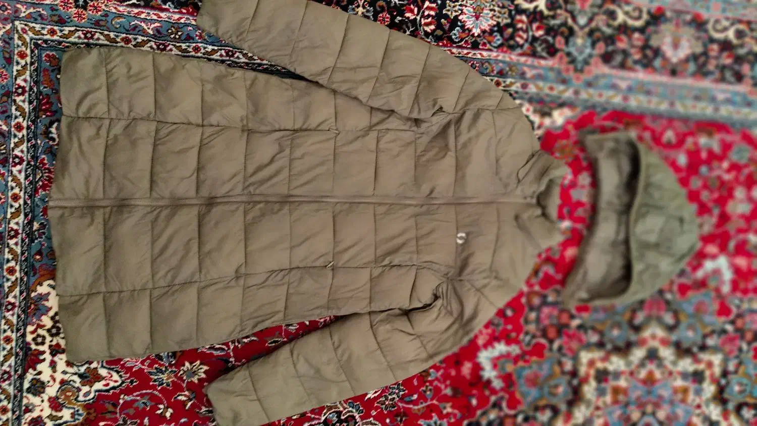 کاپشن زنانه جوتی جینز،سایزM،فقط دو بار استفاده شده|لباس|فولادشهر, B6|دیوار