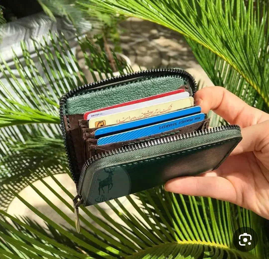 کیف مدارک سبز رنگ گمشده|اشیا|اصفهان, سودان|دیوار